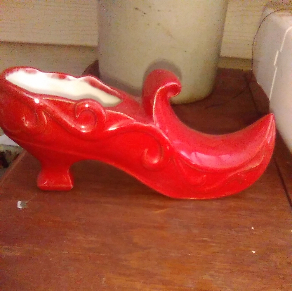 Shoe planter